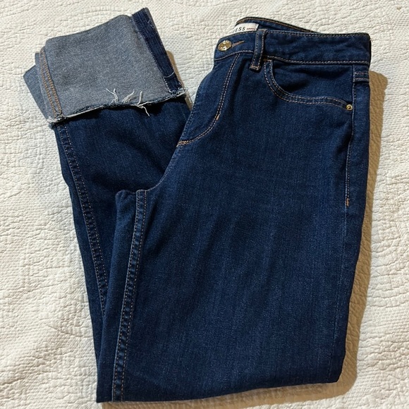 Guess Denim Jeans Cuffed. Size  27 - Picture 1 of 9